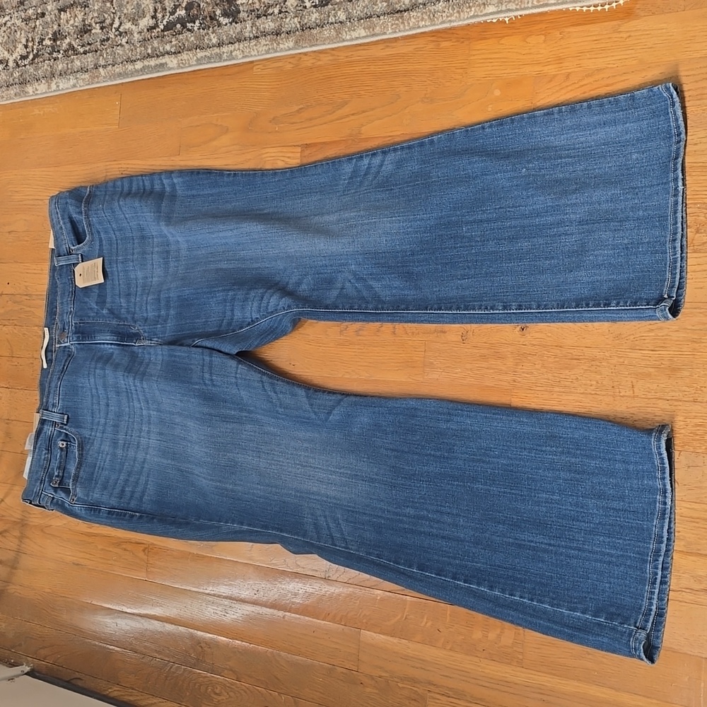 LEVI'S BRAND SIGNATURE WOMEN'S PLUS SIZE 726 FLARE BLUE JEANS SIZE 22W